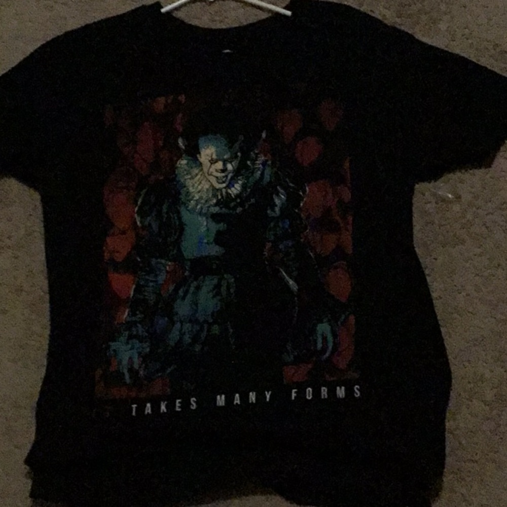 It T-shirt
